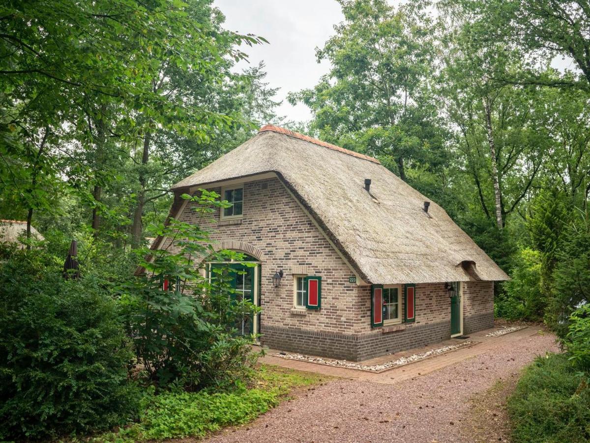 Landal Het Land Van Bartje Hotel Ees Luaran gambar